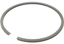 Кольцо поршневое Champion 02020020010 для T514/516/517/523/525/527/AG252 44х2мм