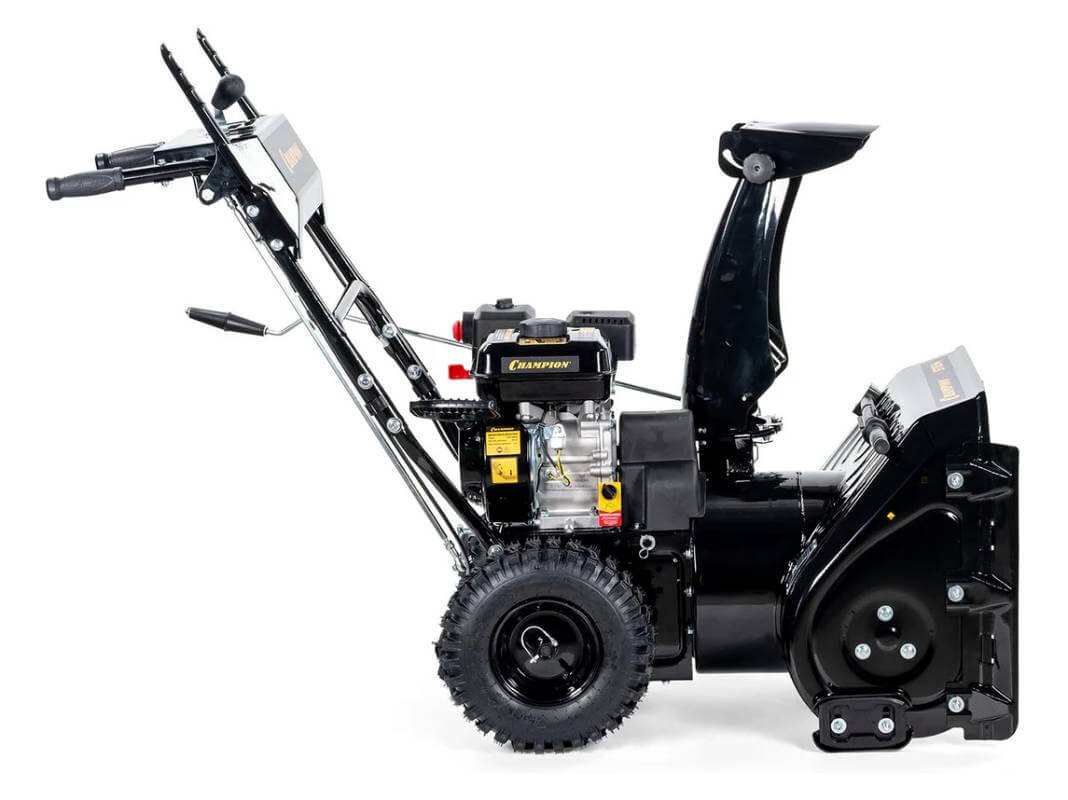 Снегоуборщик бензиновый CHAMPION ST654