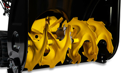 Снегоуборщик бензиновый гусеничный CHAMPION STT761E