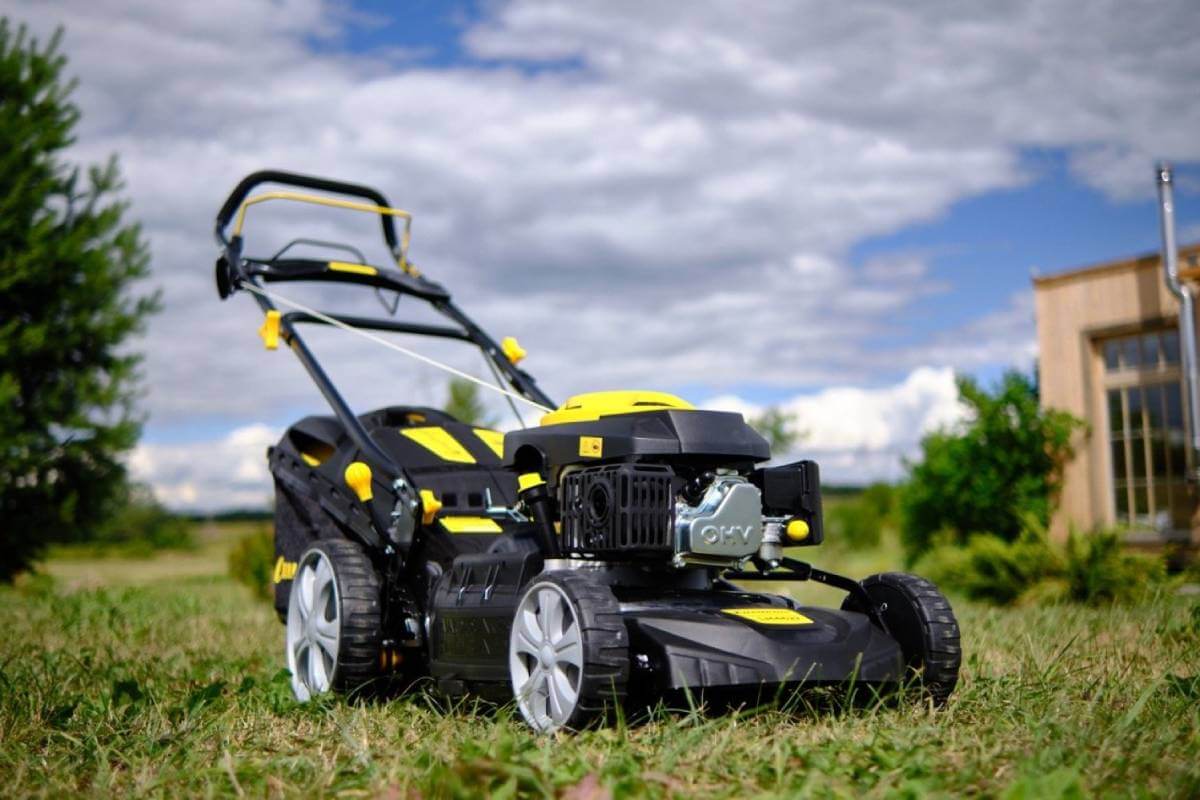 Газонокосилка самоходная CHAMPION LM5131