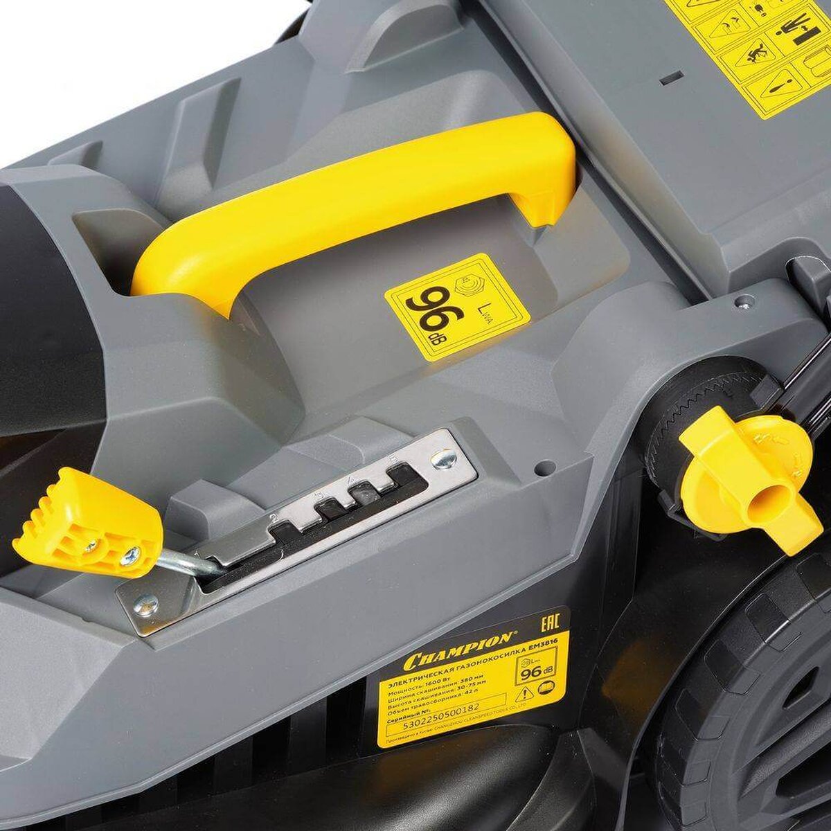 Газонокосилка электрическая CHAMPION EM3816